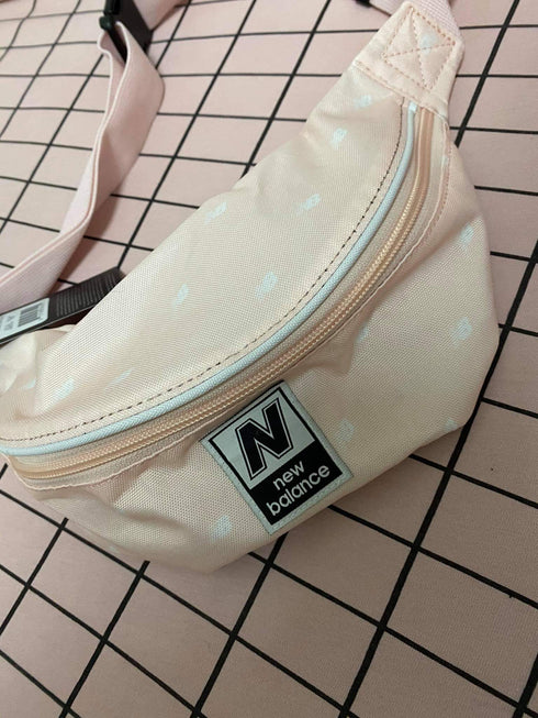 New Balance New Pouch פאוץ' ניו באלאנס לנשים